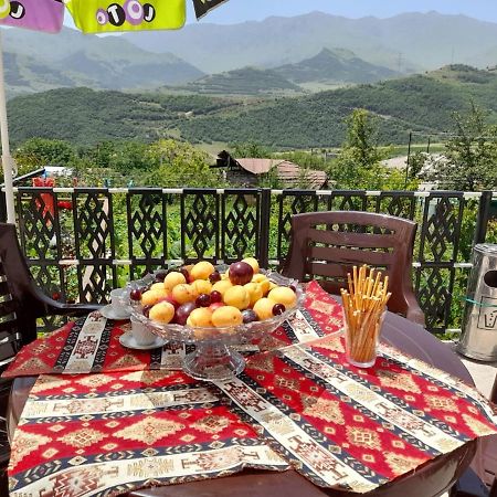 Ana-Maria Bnb Bed & Breakfast Tat'ev Bagian luar foto