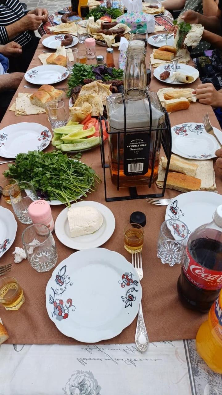 Ana-Maria Bnb Bed & Breakfast Tat'ev Bagian luar foto